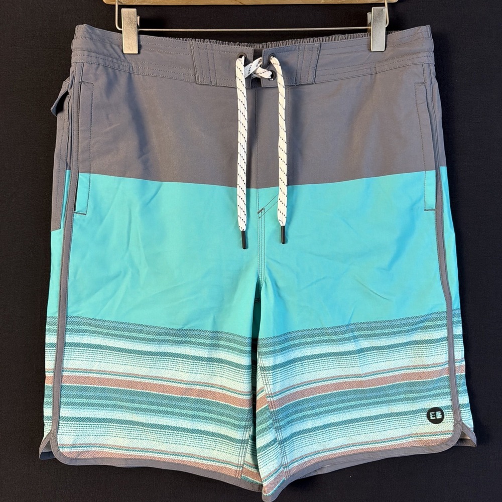 Eddie Bauer Men's Medium 7" Swim Trunks Board Short UPF 50+ Color Block Stripe